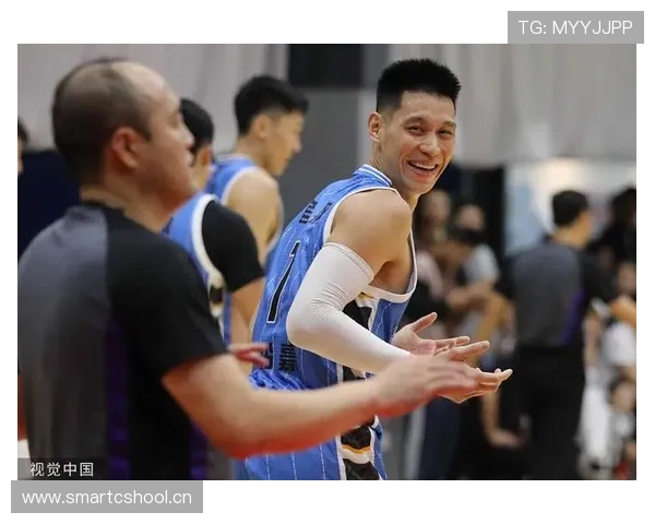 林书豪冰箱里只有鸡胸肉和水，这人是真实存在的吗